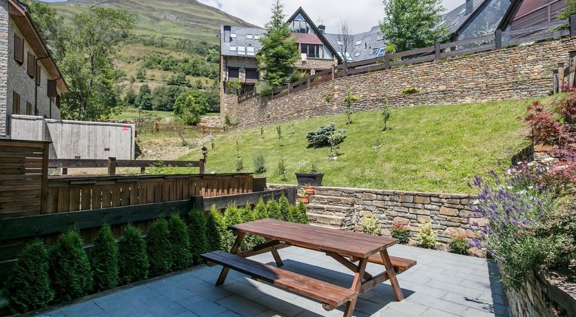 Photo of Star of the Hills