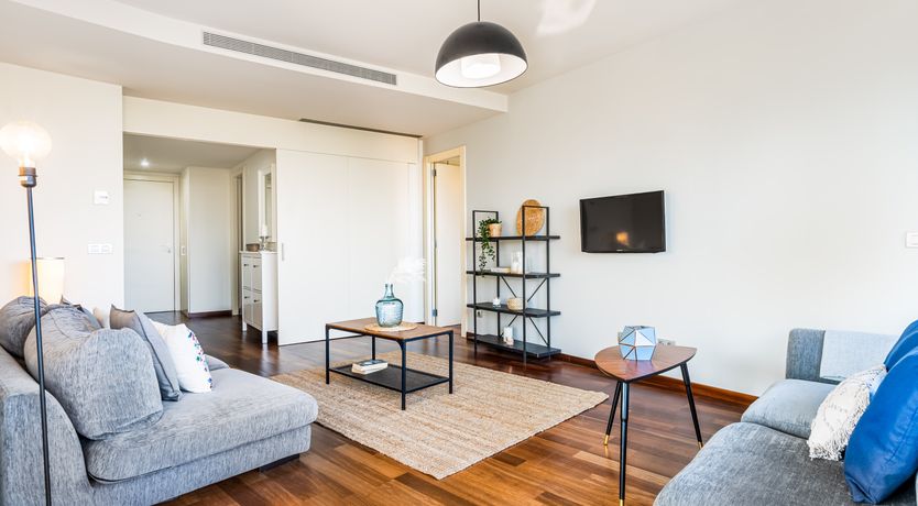 Photo of Easy on the Skyline