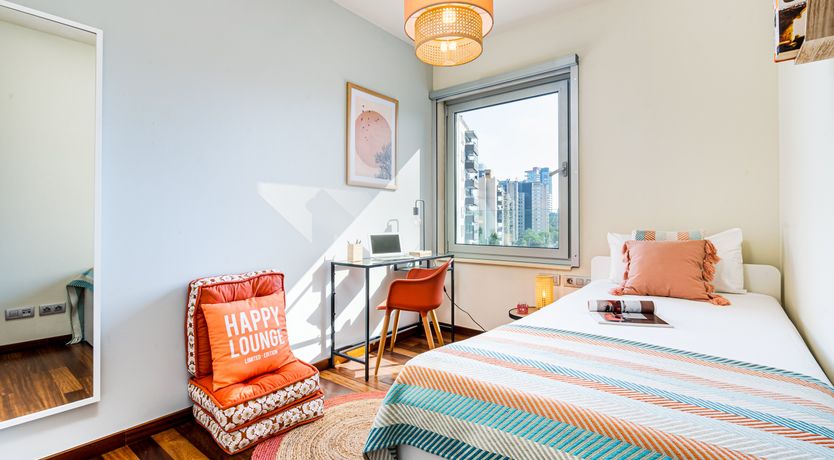 Photo of Easy on the Skyline