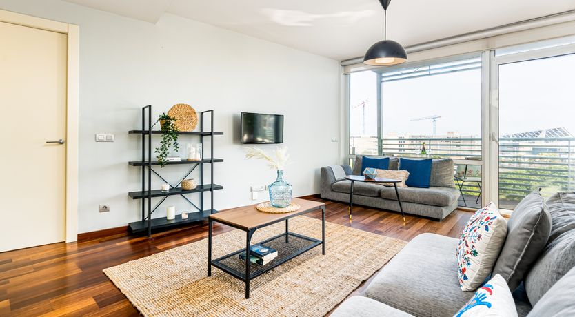 Photo of Easy on the Skyline