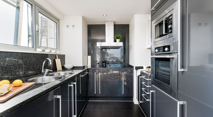 Photo of Easy on the Skyline