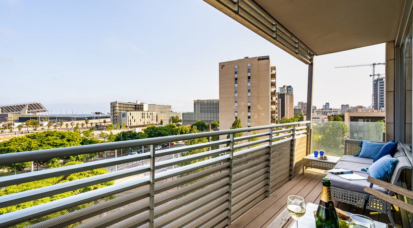 Photo of Easy on the Skyline