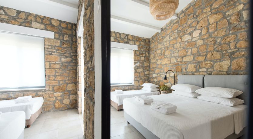 Photo of Olive & Earth