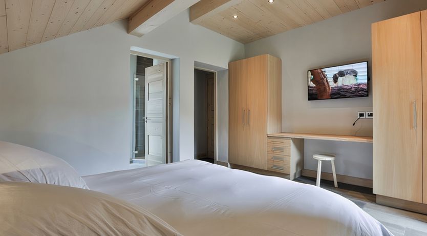 Photo of King of the Alps