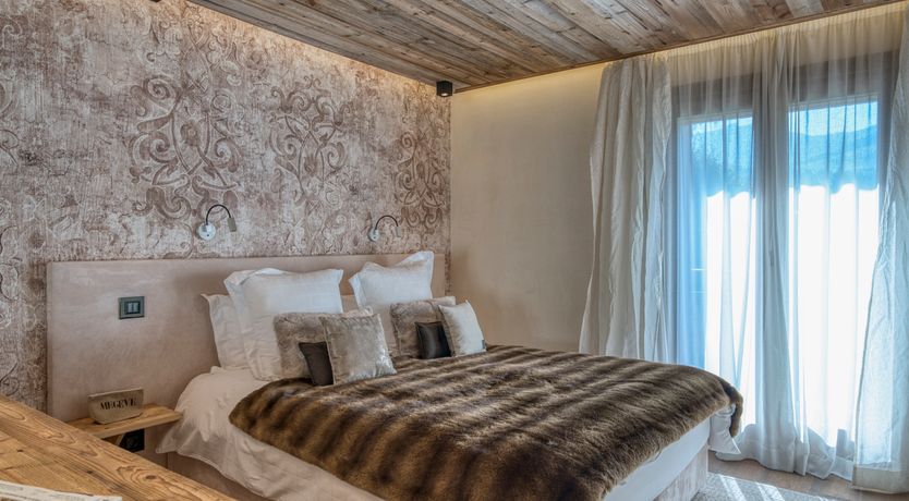 Photo of Wooden Blankets