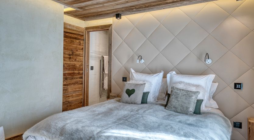 Photo of Wooden Blankets