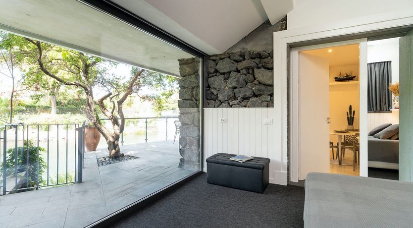 Photo of Obsidian Odyssey