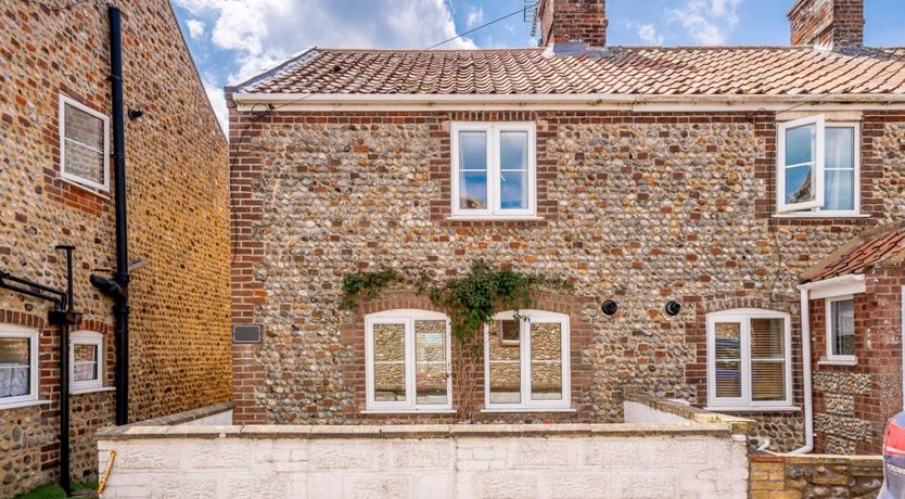 Photo of 2 Bed in Bacton