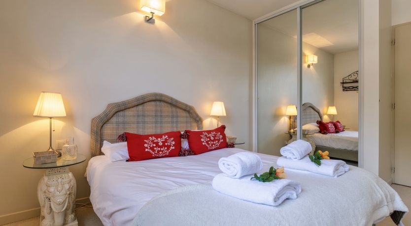 Photo of White Valley