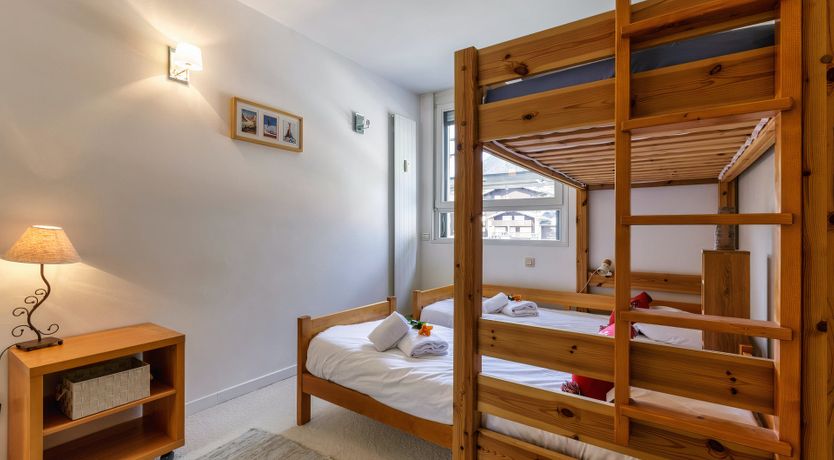 Photo of White Valley