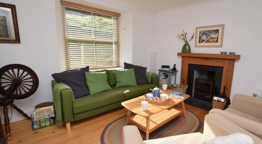 Photo of 3 Bed in Glendale