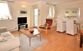 Photo of Apartment in Edinburgh and Lothians