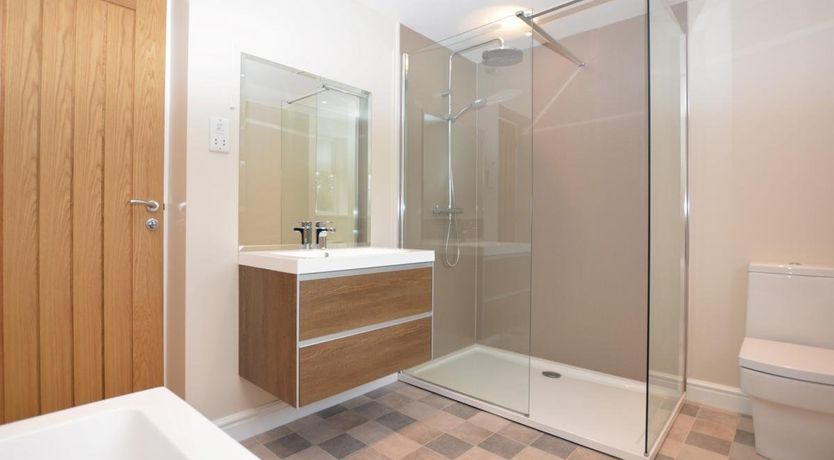 Photo of 3 Bed in Pontesbury