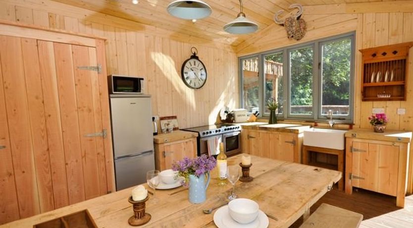 Photo of 1 Bed in Cadbury