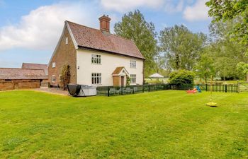 House in Norfolk Holiday Cottage