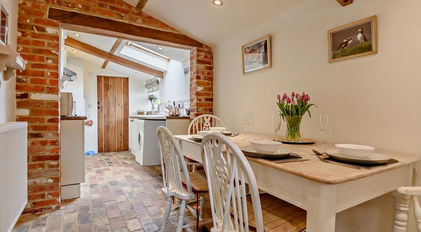 Photo of in Sloley (36880)
