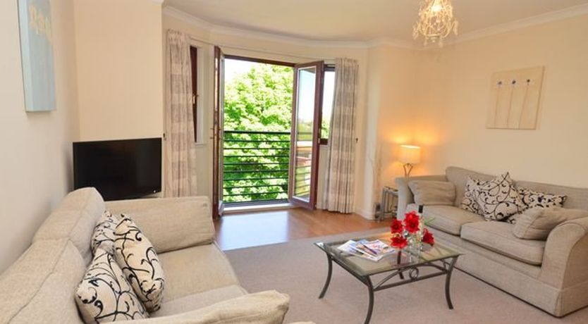 Photo of 2 Bed in Edinburgh