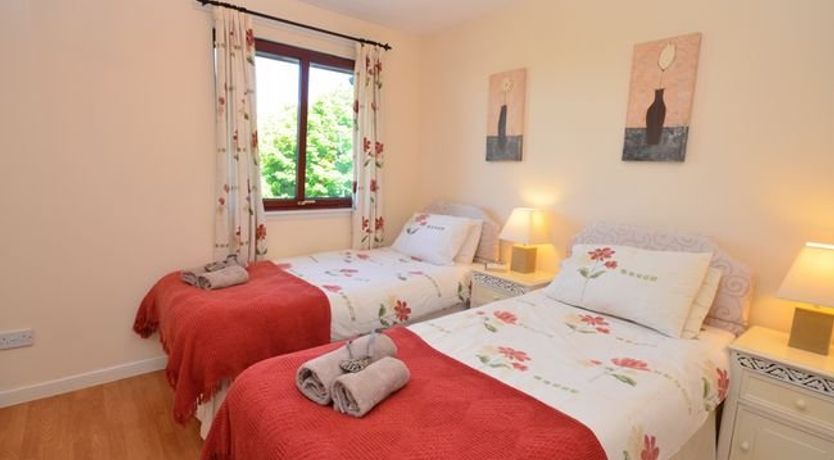 Photo of 2 Bed in Edinburgh