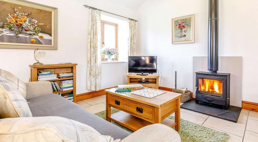 Photo of 2 Bed in Mansel Lacy