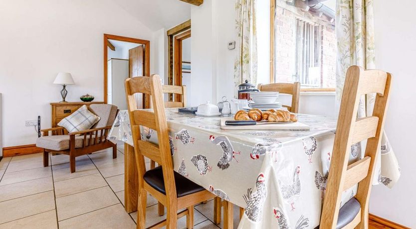 Photo of 2 Bed in Mansel Lacy