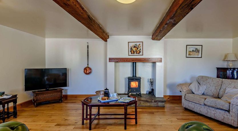 Photo of 5 Bed in Preston