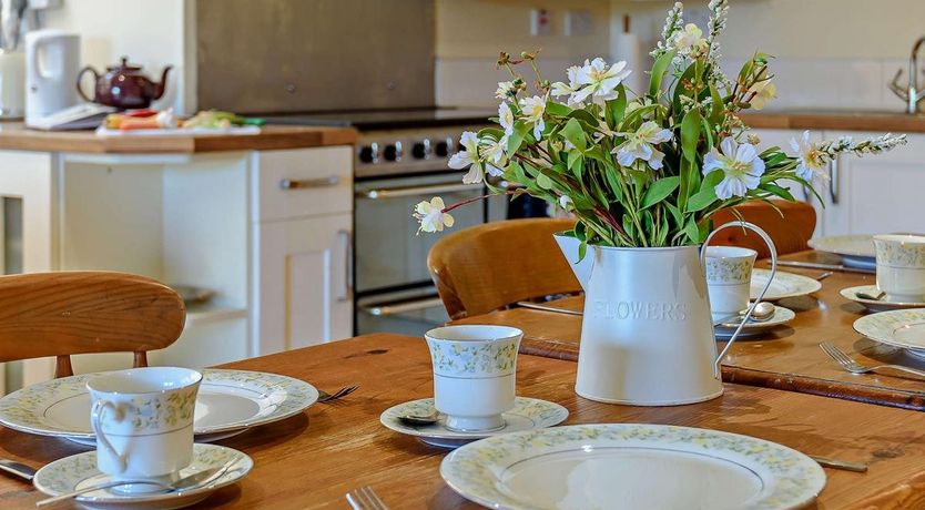 Photo of 5 Bed in Pilling