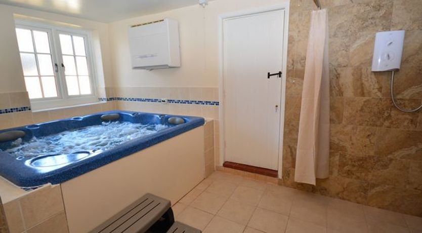 Photo of 3 Bed in Talaton