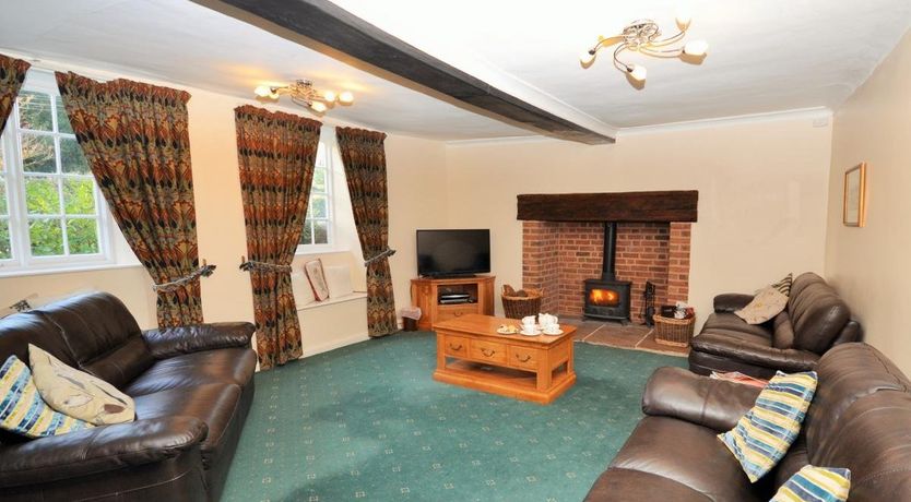 Photo of 3 Bed in Talaton