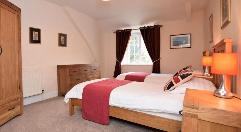 Photo of 3 Bed in Talaton