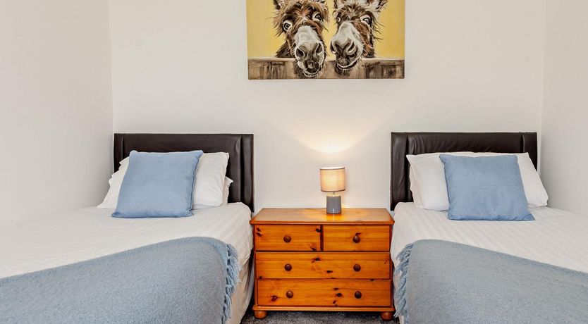 Photo of 2 Bed in Bristol