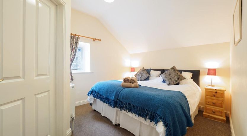 Photo of 3 Bed in Eyam