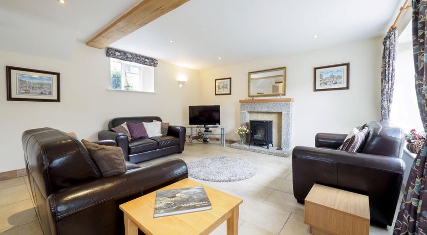Photo of 3 Bed in Eyam