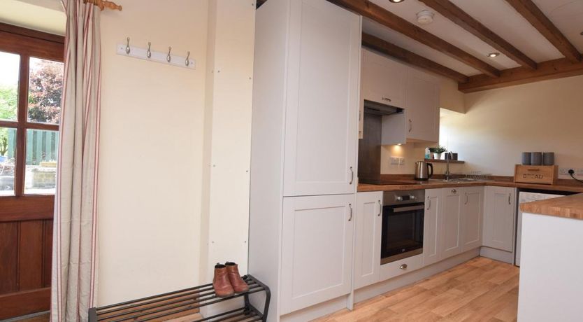 Photo of 3 Bed in Ashford in the Water