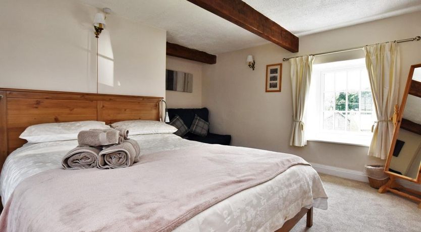 Photo of 2 Bed in Eyam