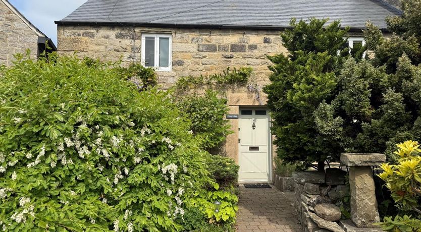 Photo of in Baslow (PK917)