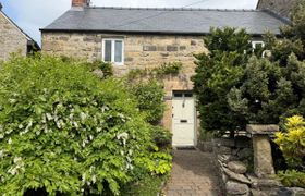 Photo of cottage-in-derbyshire-56