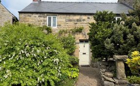 Photo of in Baslow (PK917)