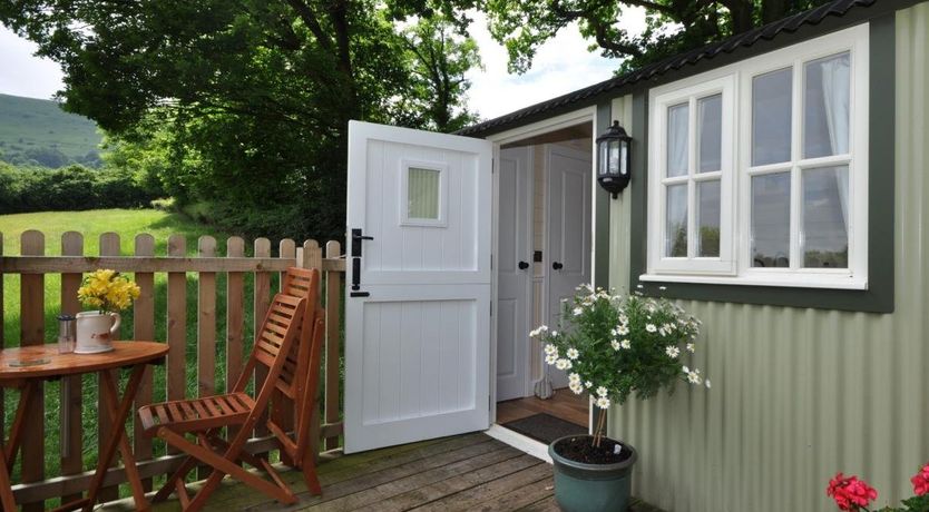 Photo of Log Cabin in Herefordshire