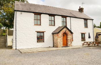 3 Bed in Swansea Holiday Cottage
