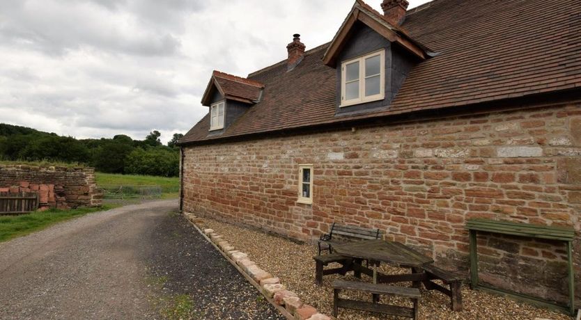 Photo of in Newthorpe (47032)