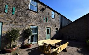 Photo of Cottage in Derbyshire