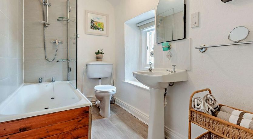 Photo of 1 Bed in Ashford-in-the-Water