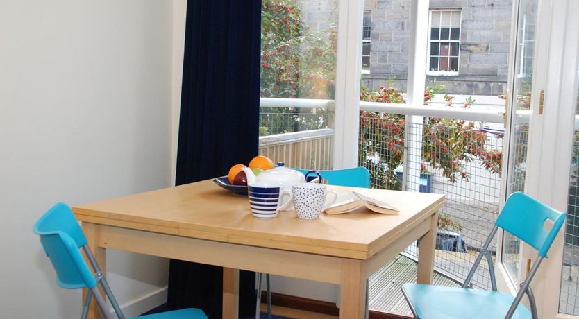 Photo of 1 Bed in Edinburgh