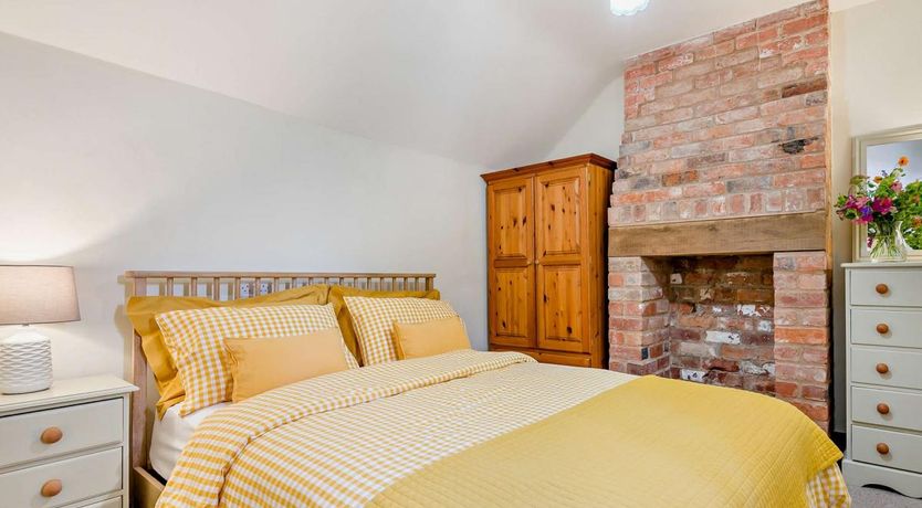 Photo of 1 Bed in Minsterworth