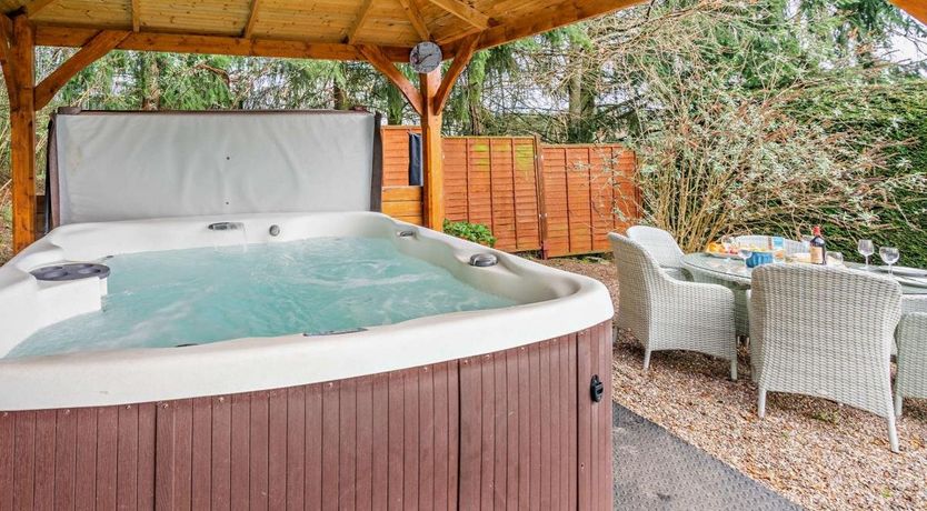 Photo of 3 Bed in Stanley