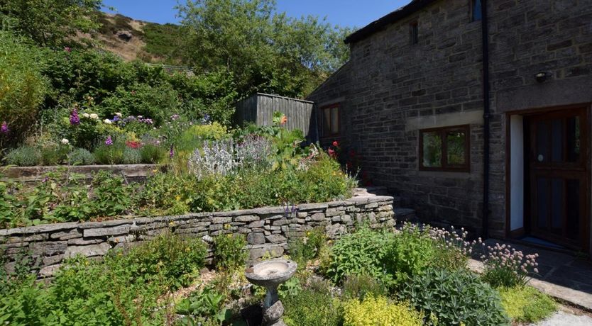 Photo of 2 Bed in Whaley Bridge