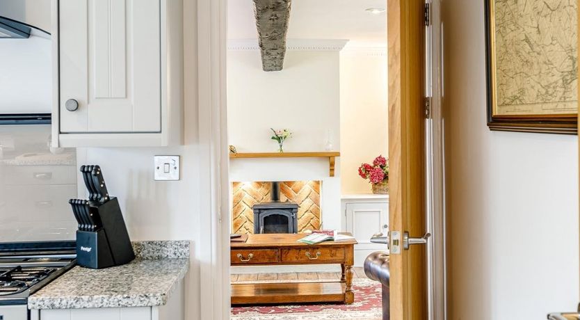 Photo of 1 Bed in Thurlstone