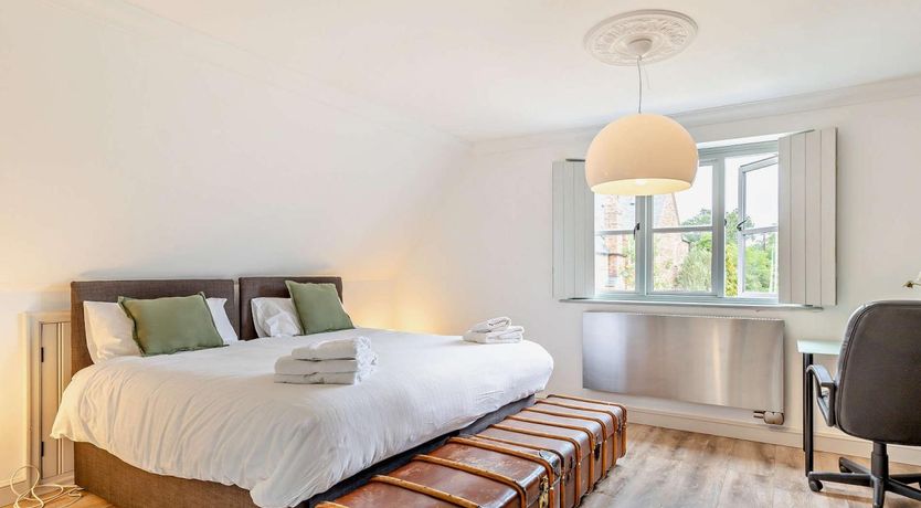 Photo of 2 Bed in Bedford