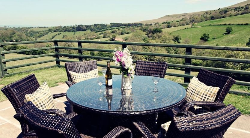 Photo of 5 Bed in Hay-on-Wye