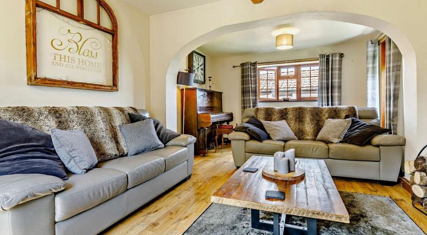 Photo of 4 Bed in Madley